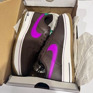 Nike Air Force 1 Brown and Pink Sneakers